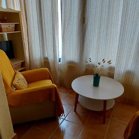 Premantura Studio Apartman شقة *